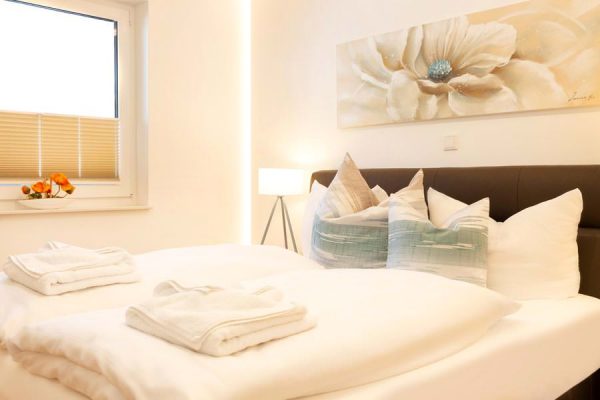 Schlafzimmer im Apartment Lachmöwe des Ferienhauses Meeresleuchten im Ostseebad Sellin auf Rügen